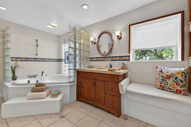 342 2ND AVENUE N, Tierra Verde, FL 33715