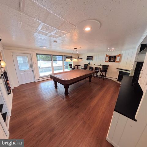 2057 MAHANTONGO ST, Pottsville, PA 17901