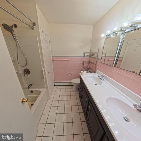 2057 MAHANTONGO ST, Pottsville, PA 17901