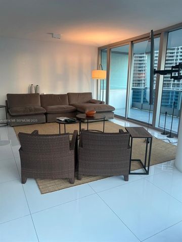 200 Biscayne Boulevard Way 3102, Miami, FL 33131