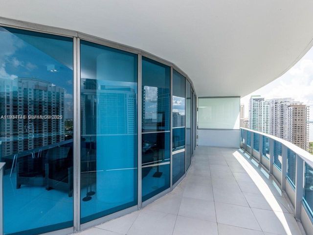 200 Biscayne Boulevard Way 3102, Miami, FL 33131