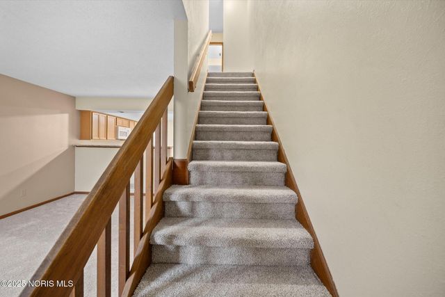 2714 Sweetbriar Court, Toledo, OH 43615