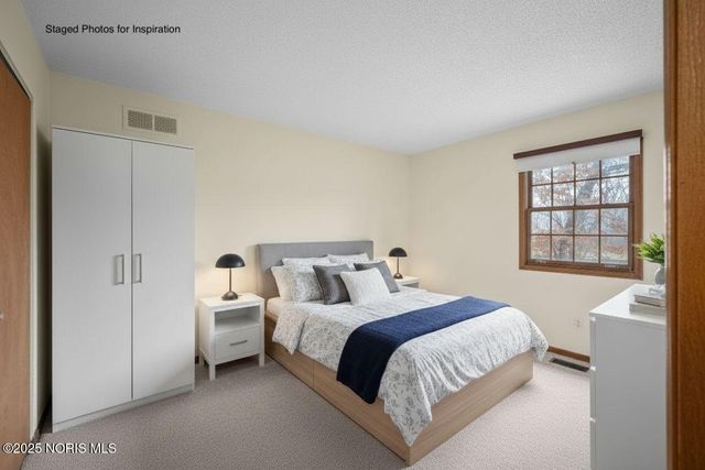 2714 Sweetbriar Court, Toledo, OH 43615