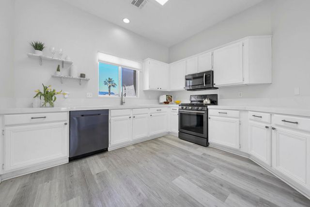 68073 Madrid Road, Cathedral City, CA 92234