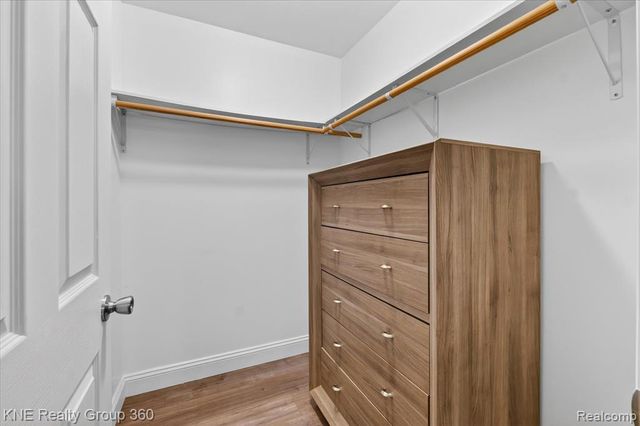 38152 Hixford Place, Westland, MI 48185