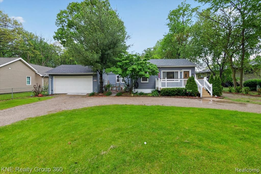 38152 Hixford Place, Westland, MI 48185