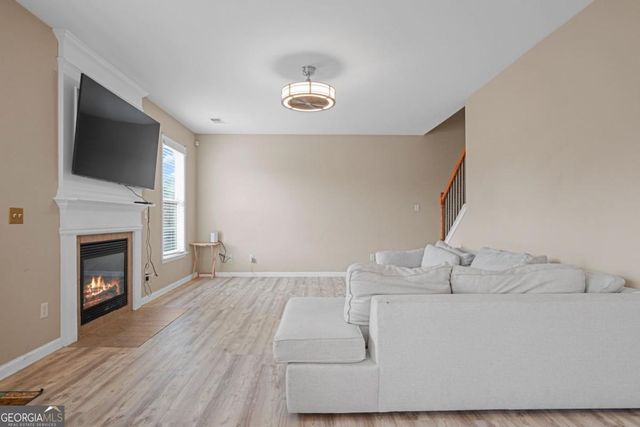 735 Stillrock Drive SW, Atlanta, GA 30331