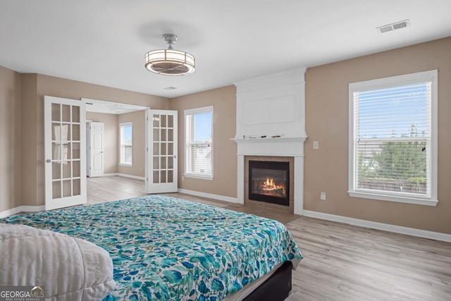 735 Stillrock Drive SW, Atlanta, GA 30331