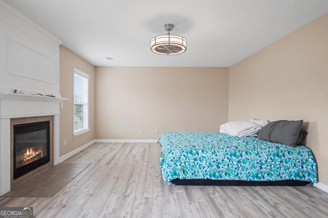 735 Stillrock Drive SW, Atlanta, GA 30331