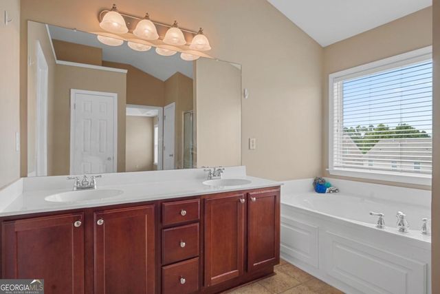 735 Stillrock Drive SW, Atlanta, GA 30331