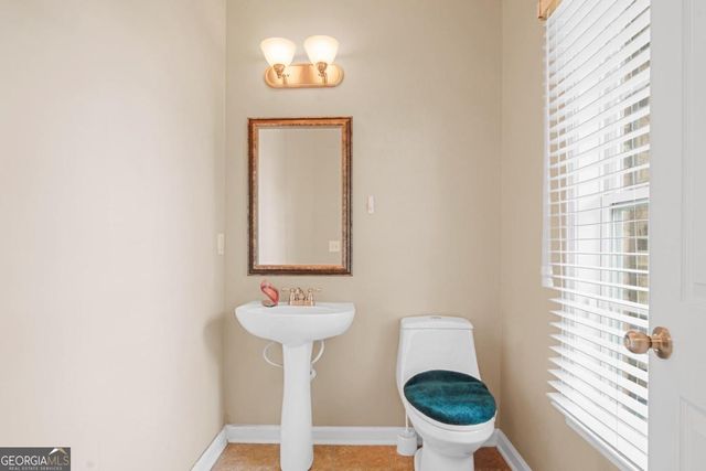 735 Stillrock Drive SW, Atlanta, GA 30331