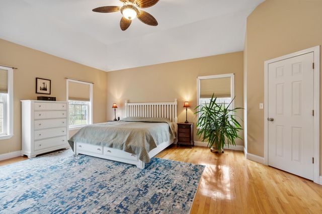 21 Edinburgh Road, Windham, NH 03087