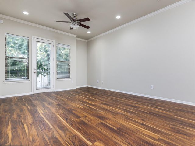 1115 Kinney Ave 18, Austin, TX 78704