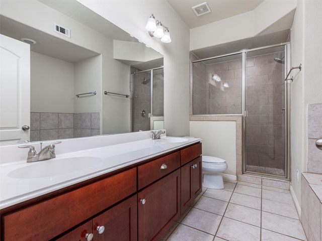 1115 Kinney Ave 18, Austin, TX 78704