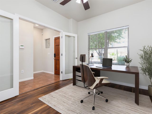 1115 Kinney Ave 18, Austin, TX 78704