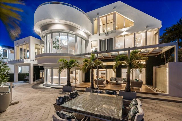1319 Seminole Drive, Fort Lauderdale, FL 33304