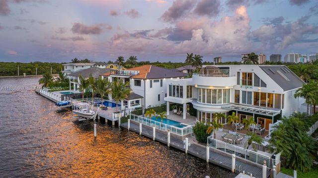 1319 Seminole Drive, Fort Lauderdale, FL 33304