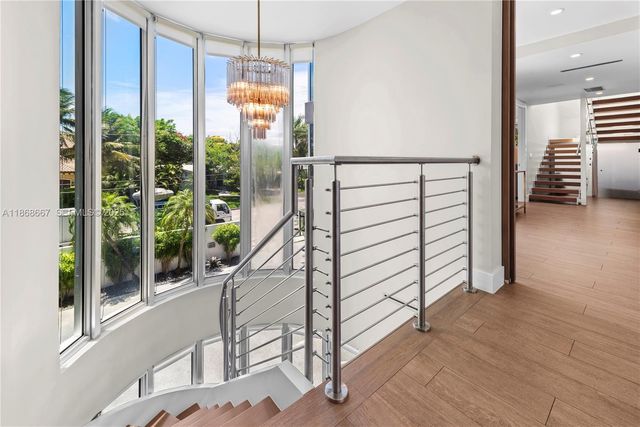 1319 Seminole Drive, Fort Lauderdale, FL 33304