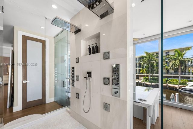 1319 Seminole Drive, Fort Lauderdale, FL 33304