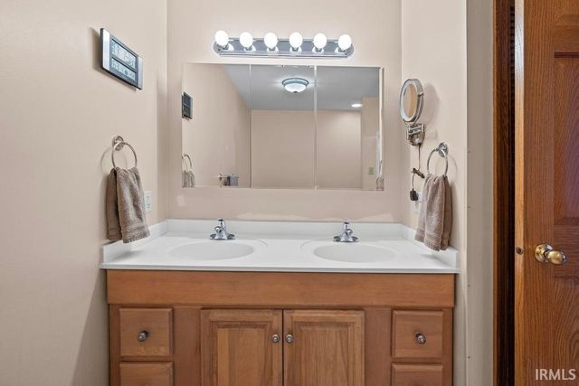 21 Willow Court, Williamsport, IN 47993