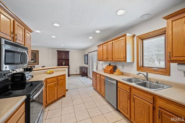 21 Willow Court, Williamsport, IN 47993