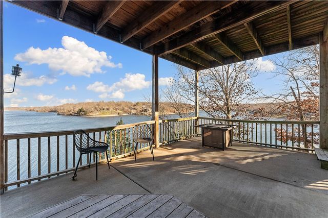 86 Stonehaven Drive, Bella Vista, AR 72715