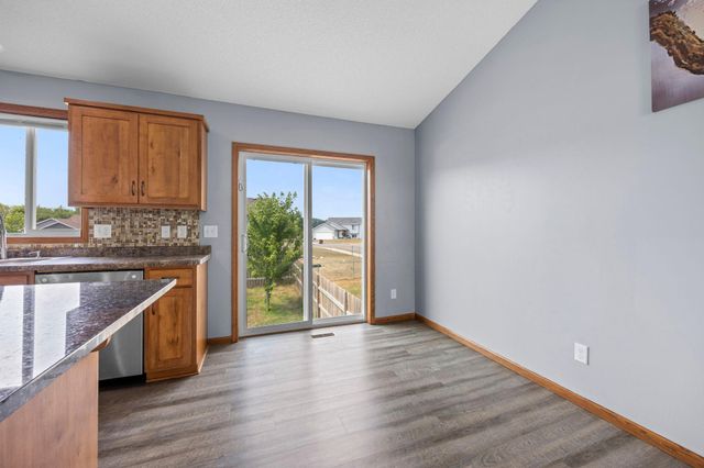 12260 44th Avenue, Becker, MN 55308