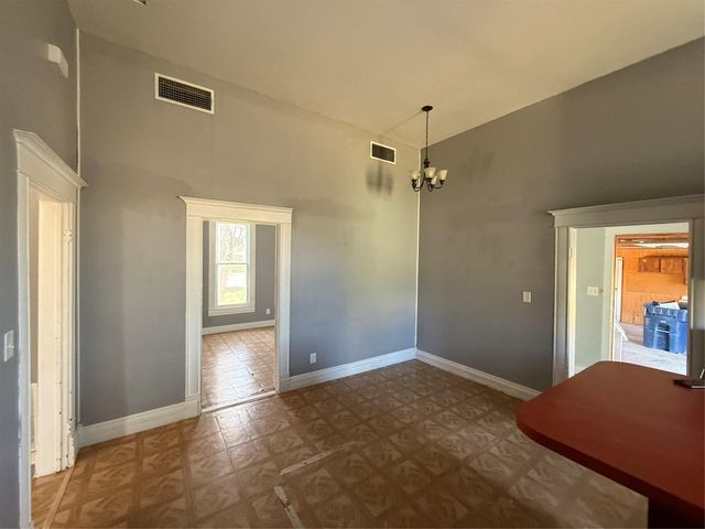 246 W Clark ST, Bartlett, TX 76511