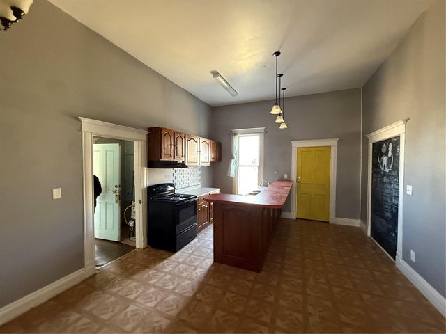 246 W Clark ST, Bartlett, TX 76511