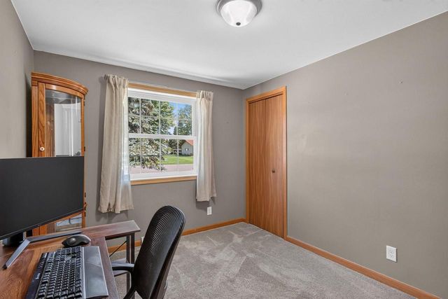 111 W ELM STREET, Abbotsford, WI 54405