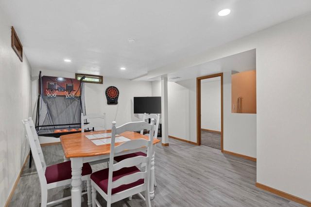 111 W ELM STREET, Abbotsford, WI 54405