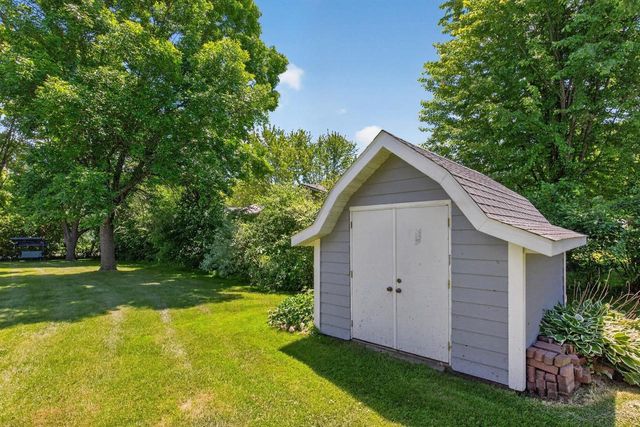 111 W ELM STREET, Abbotsford, WI 54405