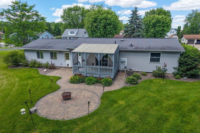 111 W ELM STREET, Abbotsford, WI 54405