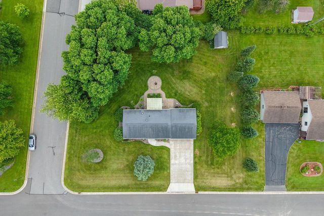 111 W ELM STREET, Abbotsford, WI 54405