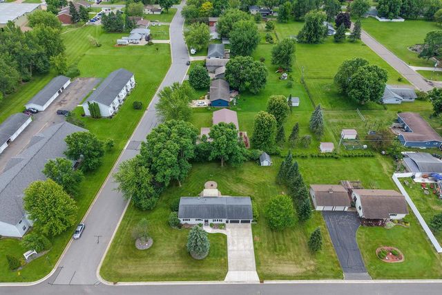 111 W ELM STREET, Abbotsford, WI 54405