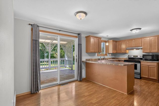 111 W ELM STREET, Abbotsford, WI 54405