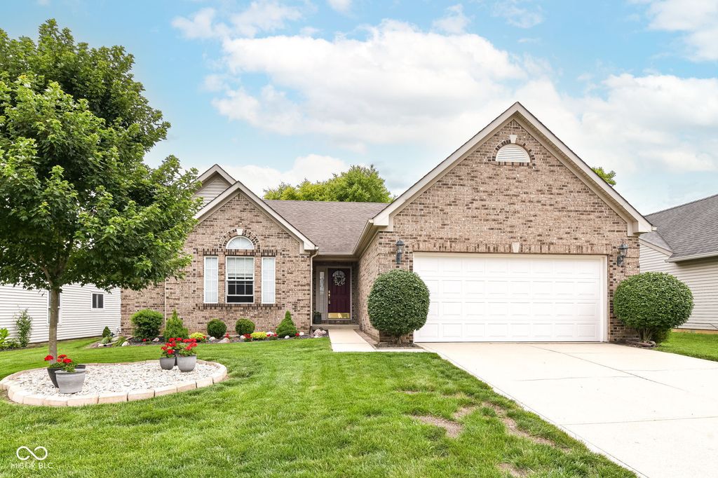 10463 Becker Court, Fishers, IN 46038