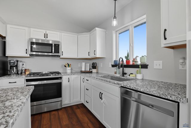 15066 ROYAL RUN, Box Elder, SD 57719