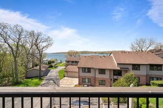 1070 S Lake Shore DRIVE #11 2-B, Lake Geneva, WI 53147
