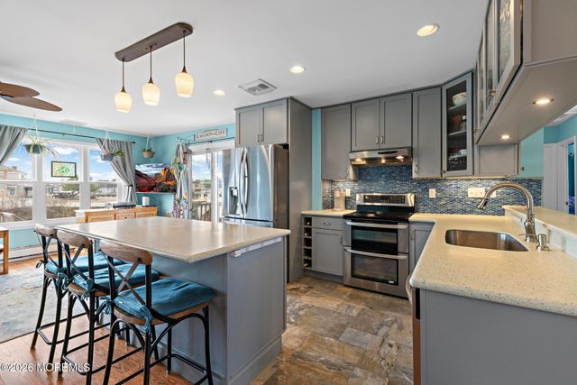 179 William Cook Boulevard, Manahawkin, NJ 08050