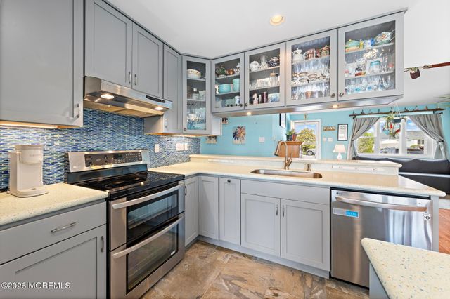 179 William Cook Boulevard, Manahawkin, NJ 08050