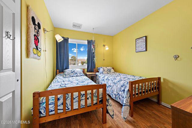 179 William Cook Boulevard, Manahawkin, NJ 08050