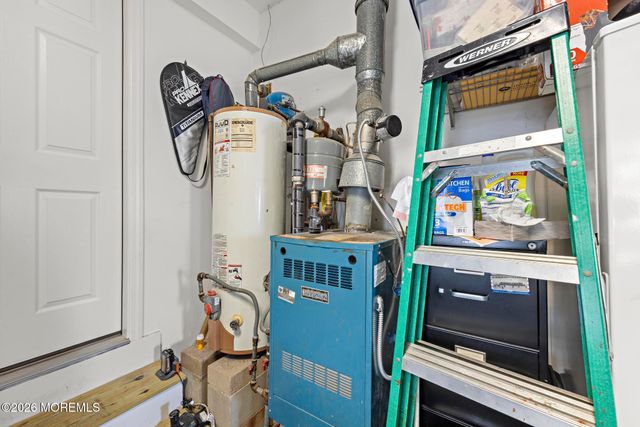 179 William Cook Boulevard, Manahawkin, NJ 08050