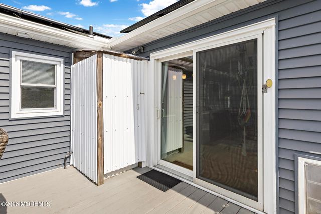 179 William Cook Boulevard, Manahawkin, NJ 08050