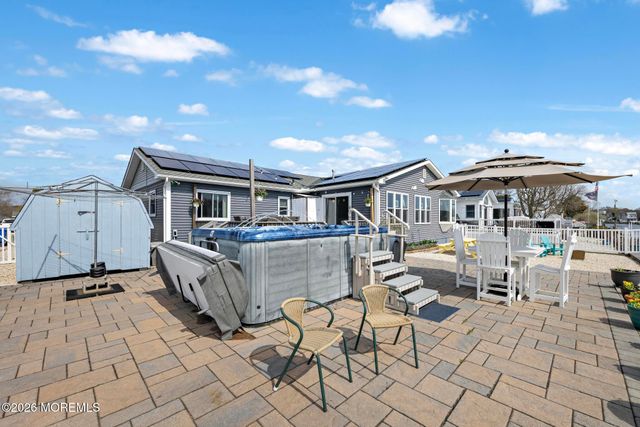 179 William Cook Boulevard, Manahawkin, NJ 08050