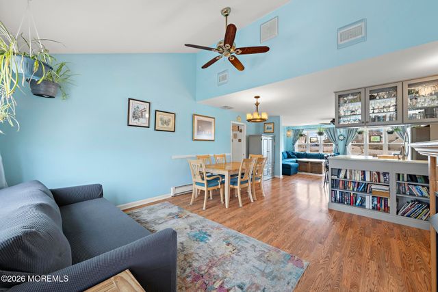 179 William Cook Boulevard, Manahawkin, NJ 08050