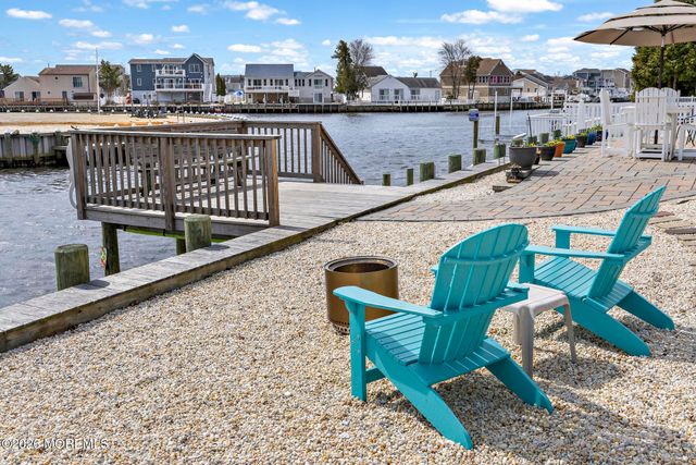 179 William Cook Boulevard, Manahawkin, NJ 08050