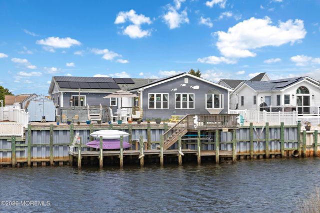 179 William Cook Boulevard, Manahawkin, NJ 08050
