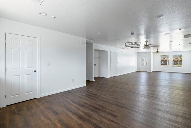 1312 Carrey Avenue, Madera, CA 93638
