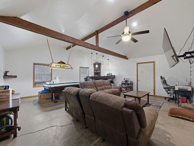 157 Ocean Drive, Gun Barrel City, TX 75156